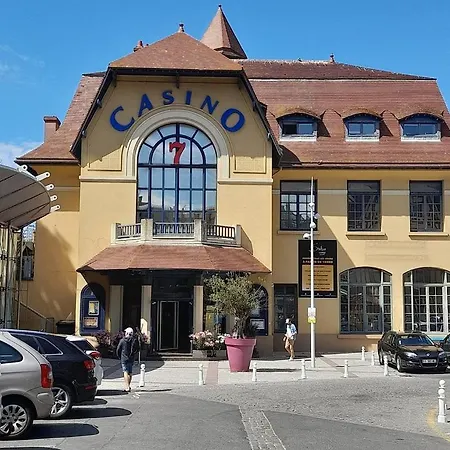 Premium, 5* Avec Parc Aquatique Camping *