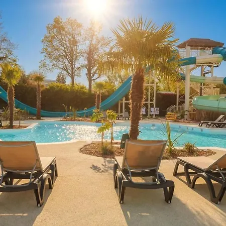Κάμπινγκ Premium, 5* Avec Parc Aquatique Hudimesnil